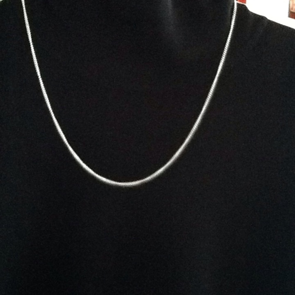 925 STERLING SILVER PLATED CHAIN 24"